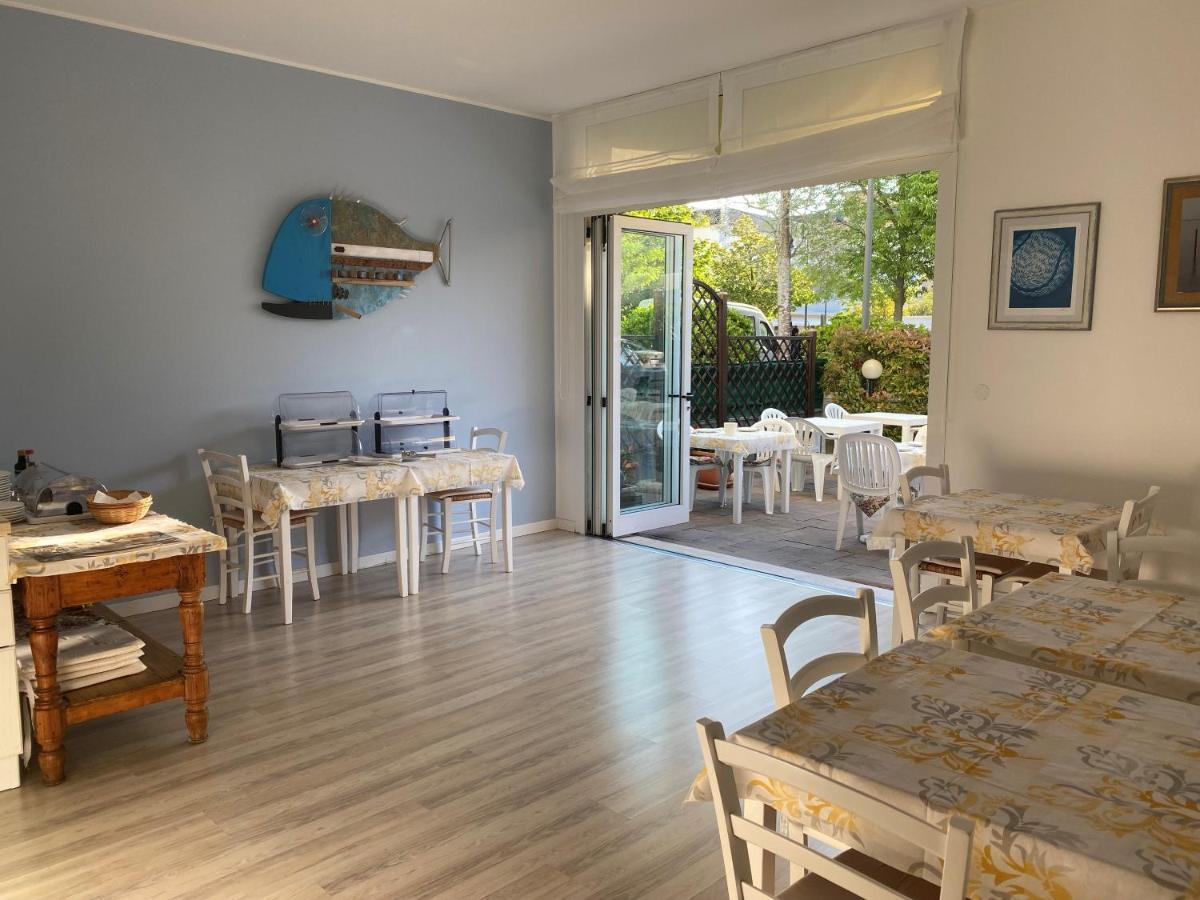 Hotel Ai Fiori Grado Luaran gambar