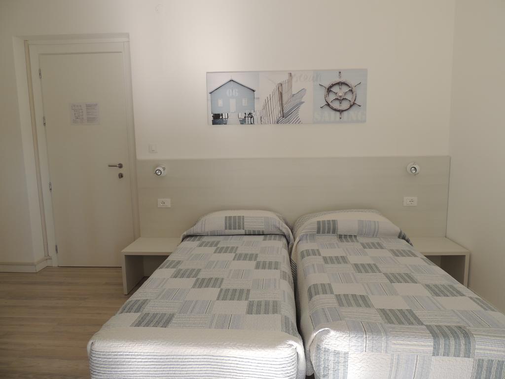 Hotel Ai Fiori Grado Luaran gambar