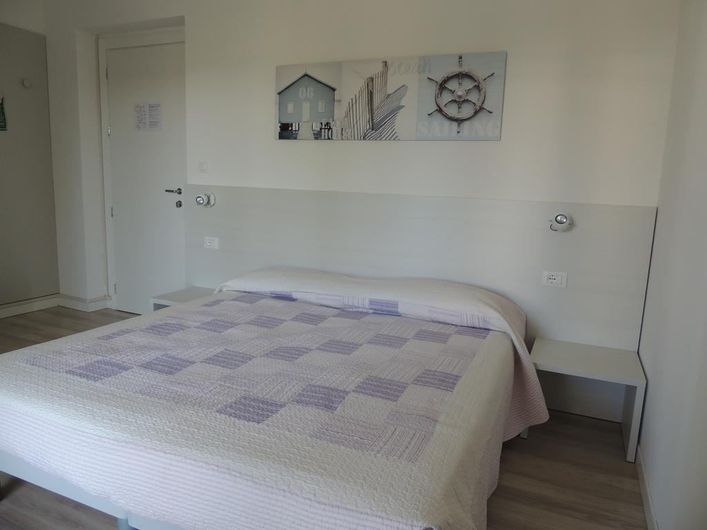 Hotel Ai Fiori Grado Luaran gambar